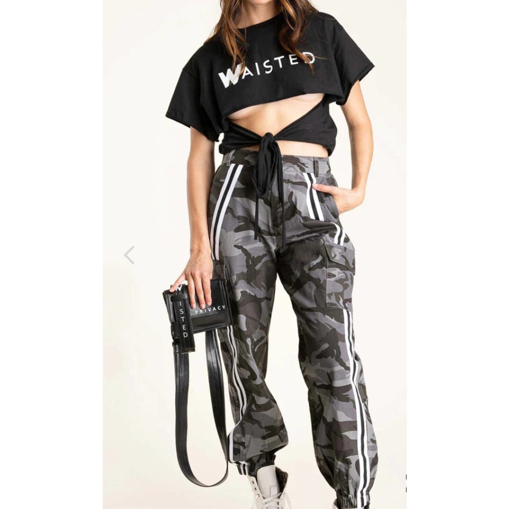NWT WAISTED CUT OUT TIE TEE Size M